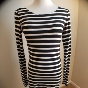 Long sleeve stripped body con dress
